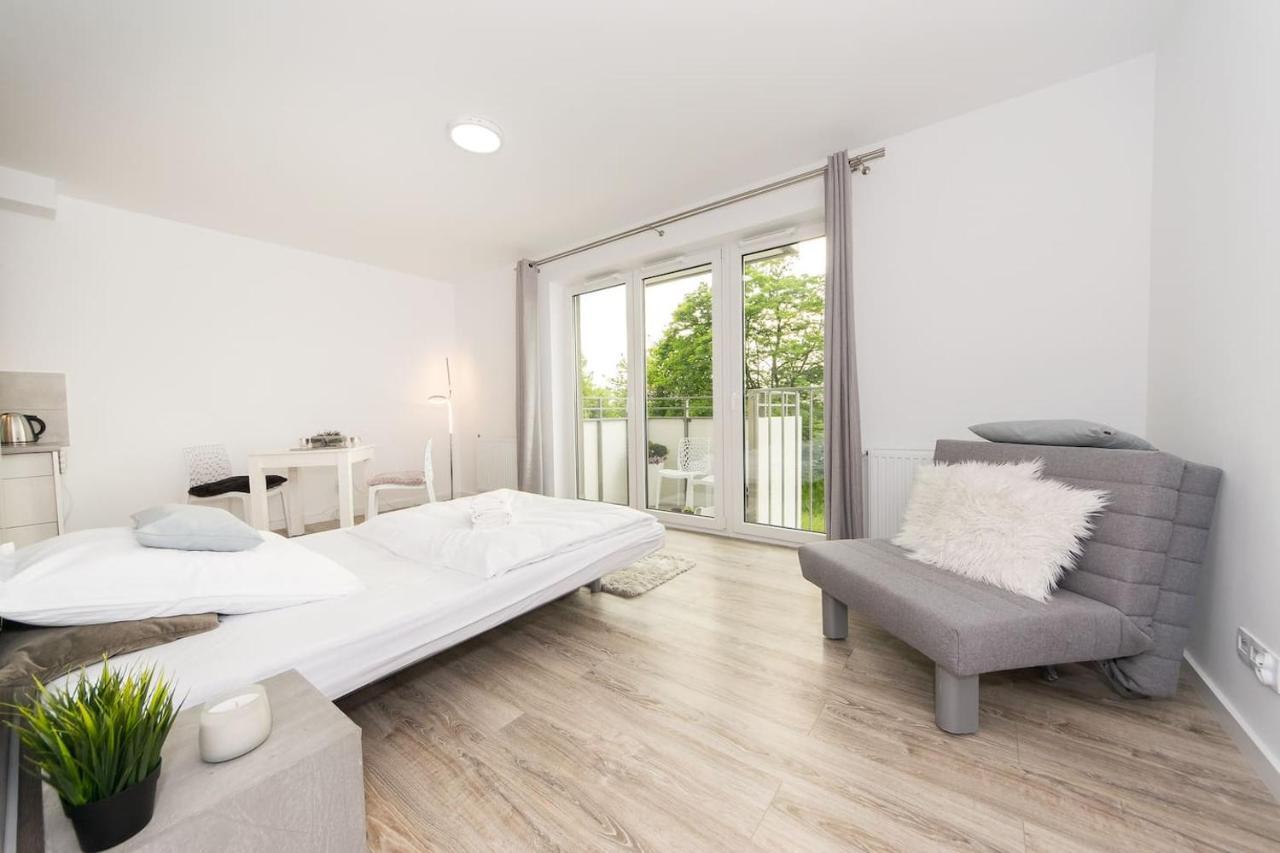 Cosy Studio With Private Garage P4You Pl Apartamento Cracovia Exterior foto